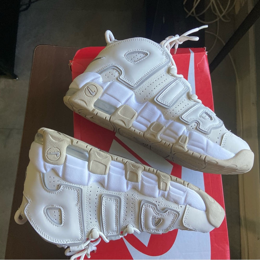 Nike AiRs